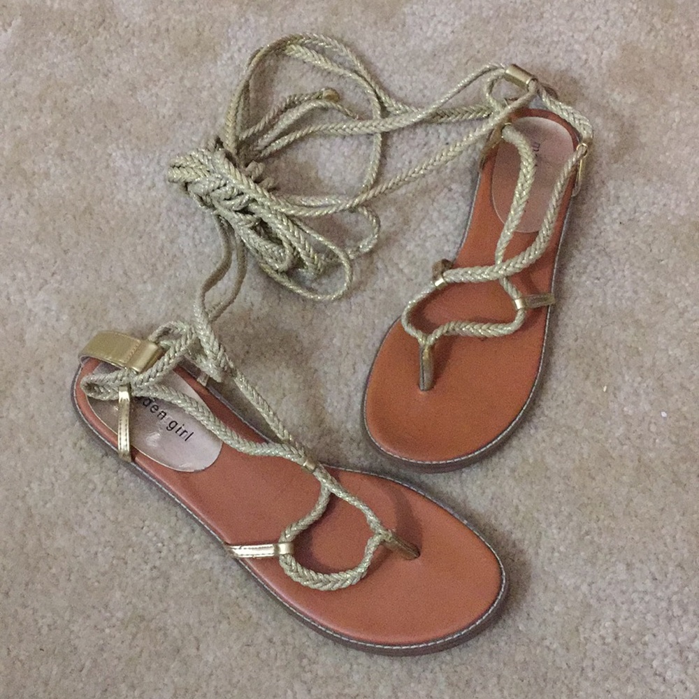 Madden girl gold lace up flats. Sz 9 1/2